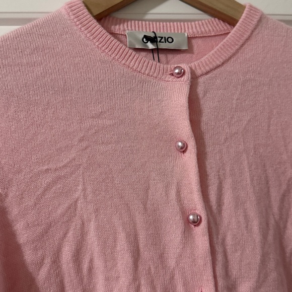 NEW GUIZIO Emelie Cropped Cardigan in Ballet Slipper Light Pink Long Sleeve Tee - Picture 6 of 7
